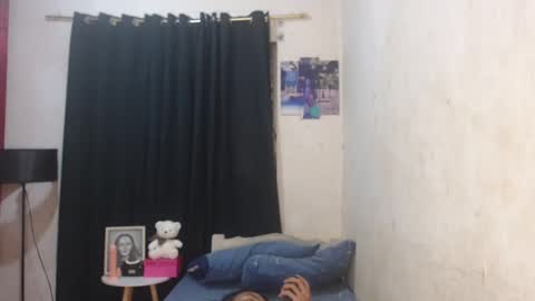 Snapshot of ebony_enchantress chatting on February 26, 2025, 1:43 am BEA DONT FORGET TO FOLLOW ME online show from February 26, 2025, 1:43 am