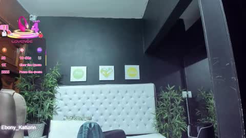 Snapshot of ebony_katterin chatting on November 3, 2025, 11:00 am ebony_katterin online show from November 3, 2025, 11:00 am