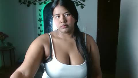 ebony_luna1 online show from April 25, 2026, 1:03 pm