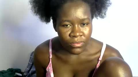 ebony_lynne online show from May 6, 2026, 8:36 pm