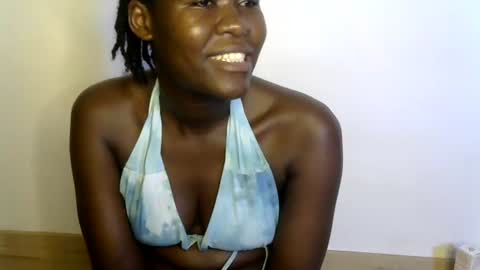 ebony_lynne online show from June 13, 2026, 9:57 pm