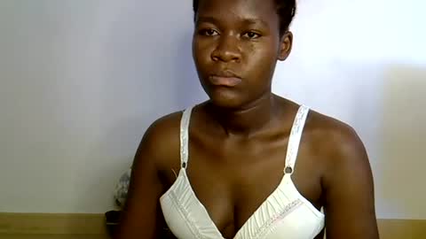 ebony_lynne online show from July 1, 2026, 1:07 am