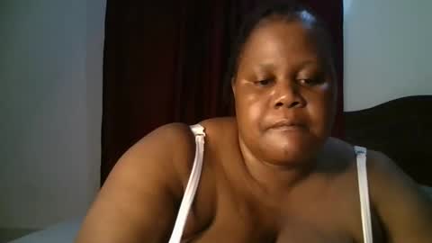 ebony_magixs online show from March 3, 2026, 6:36 pm