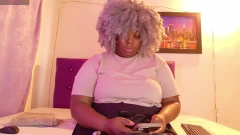 Snapshot of ebony_neighbormoans chatting on June 2, 2026, 7:38 pm LINA online show from June 2, 2026, 7:38 pm