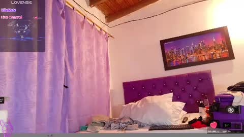 Snapshot of ebony_neighbormoans chatting on June 13, 2026, 3:04 am LINA online show from June 13, 2026, 3:04 am