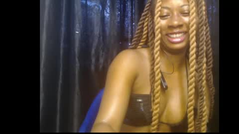 Queen online show from May 11, 2026, 9:48 am