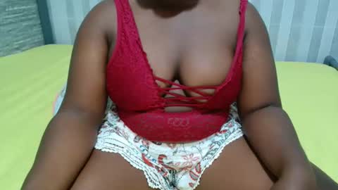 Snapshot of ebony_sabrina chatting on May 16, 2026, 6:39 pm Sabrina online show from May 16, 2026, 6:39 pm