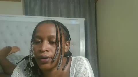 Snapshot of ebony_squiter chatting on November 2, 2025, 9:17 pm Ebony squiter online show from November 2, 2025, 9:17 pm