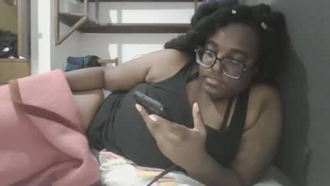 Snapshot of ebonybigtitqueen0 chatting on February 11, 2026, 3:22 am ebonybigtitqueen0 online show from February 11, 2026, 3:22 am