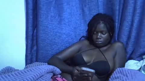 Snapshot of ebonybloom01 chatting on September 26, 2025, 2:59 am ebonybloom01 online show from September 26, 2025, 2:59 am