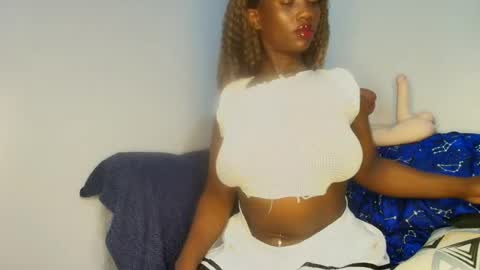 Ebony Melanie online show from July 16, 2026, 9:32 pm