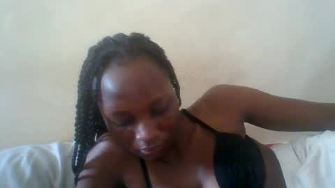 Snapshot of ebonycutegal4 chatting on July 18, 2026, 10:52 am MELLEN online show from July 18, 2026, 10:52 am