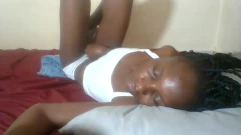 Snapshot of ebonycutegal4 chatting on July 28, 2026, 3:21 pm MELLEN online show from July 28, 2026, 3:21 pm