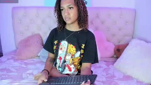 Snapshot of ebonygoddes03 chatting on February 19, 2025, 11:14 pm Queen Ebony online show from February 19, 2025, 11:14 pm