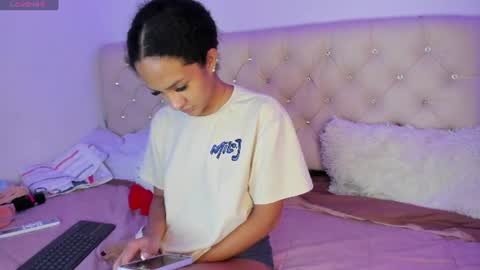 Queen Ebony online show from June 13, 2026, 3:37 am