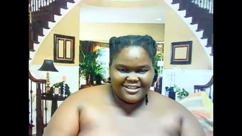 ebonyhotbuns4u2luv online show from February 26, 2025, 1:30 pm