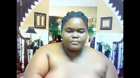 ebonyhotbuns4u2luv online show from March 5, 2025, 12:49 am