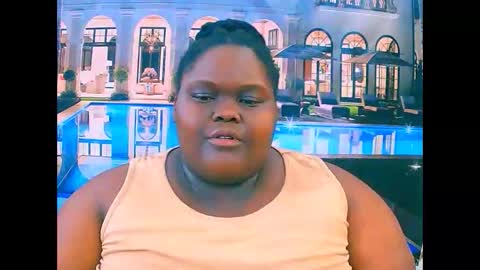 ebonyhotbuns4u2luv online show from December 3, 2025, 8:00 am