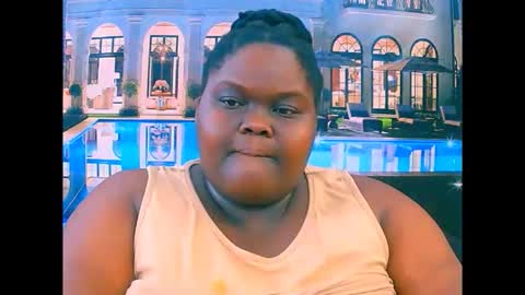 ebonyhotbuns4u2luv online show from December 13, 2025, 7:53 pm