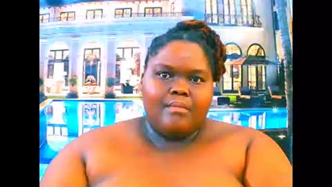 ebonyhotbuns4u2luv online show from February 11, 2026, 8:03 pm