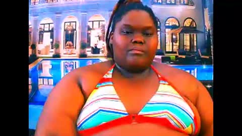 ebonyhotbuns4u2luv online show from April 24, 2026, 12:40 pm