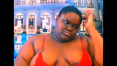 Snapshot of ebonyhotbuns4u2luv chatting on June 4, 2026, 6:30 am ebonyhotbuns4u2luv online show from June 4, 2026, 6:30 am