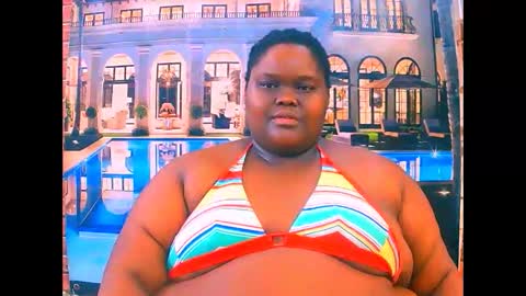 Snapshot of ebonyhotbuns4u2luv chatting on June 9, 2026, 6:41 pm ebonyhotbuns4u2luv online show from June 9, 2026, 6:41 pm