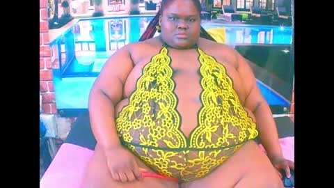 ebonyhotbuns4u2luv online show from July 22, 2026, 6:43 pm