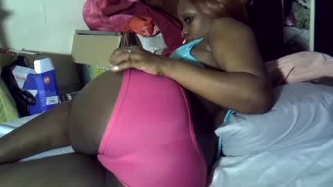 ebonykiki online show from June 18, 2026, 8:14 am