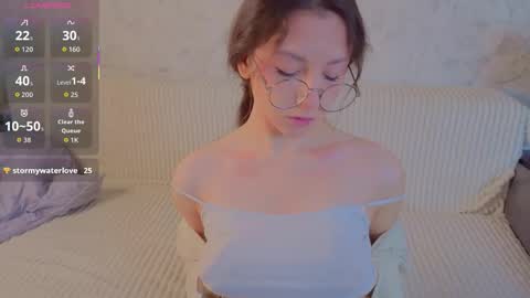 Snapshot of ebonyleibenstein chatting on November 21, 2025, 3:38 am Milly online show from November 21, 2025, 3:38 am