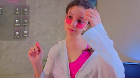 Snapshot of ebonyleibenstein chatting on November 30, 2025, 3:21 am Milly online show from November 30, 2025, 3:21 am