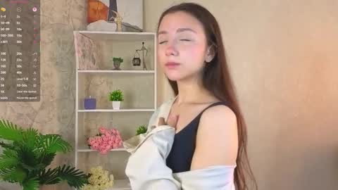 Snapshot of ebonyleibenstein chatting on February 10, 2026, 3:54 am Milly online show from February 10, 2026, 3:54 am