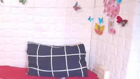 Snapshot of ebonyolive69 chatting on November 6, 2025, 6:42 pm Cindy online show from November 6, 2025, 6:42 pm