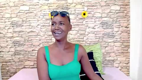Snapshot of ebonyolive69 chatting on May 15, 2026, 6:48 pm Cindy online show from May 15, 2026, 6:48 pm
