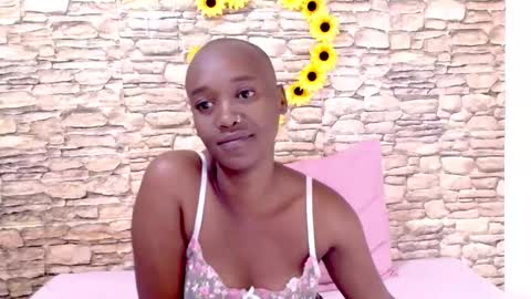 Snapshot of ebonyolive69 chatting on June 3, 2026, 1:52 am Cindy online show from June 3, 2026, 1:52 am