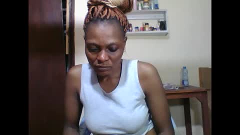 Snapshot of ebonyqueen4 chatting on June 4, 2026, 6:52 am JACKLINE online show from June 4, 2026, 6:52 am
