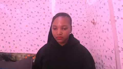 Snapshot of ebonysativa chatting on April 7, 2026, 4:35 am ebonysativa online show from April 7, 2026, 4:35 am