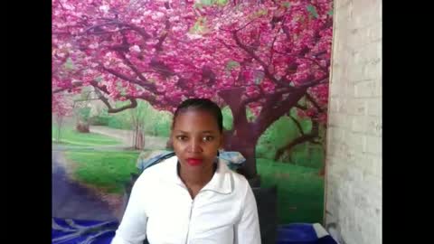 Snapshot of ebonysativa chatting on May 7, 2026, 5:46 am ebonysativa online show from May 7, 2026, 5:46 am
