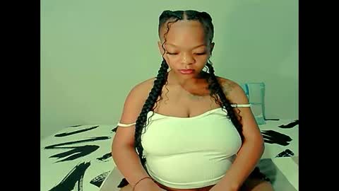 Snapshot of ebonyshy123x chatting on January 18, 2026, 6:06 am ebonyshy123 online show from January 18, 2026, 6:06 am