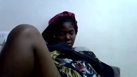 Snapshot of ebonytiffany chatting on February 16, 2025, 1:25 am ebonytiffany online show from February 16, 2025, 1:25 am