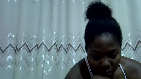 Snapshot of ebonytiffany chatting on February 18, 2025, 5:21 pm ebonytiffany online show from February 18, 2025, 5:21 pm