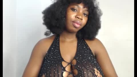 Snapshot of ebonyx_dripqueen chatting on November 13, 2025, 7:07 am Loveth online show from November 13, 2025, 7:07 am