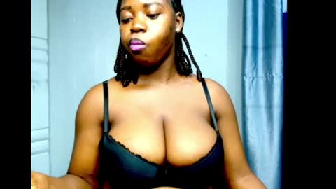 Snapshot of ebonyx_dripqueen chatting on June 27, 2026, 7:24 am Loveth online show from June 27, 2026, 7:24 am
