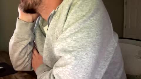 Snapshot of eburtes chatting on October 28, 2025, 2:31 pm Erik online show from October 28, 2025, 2:31 pm