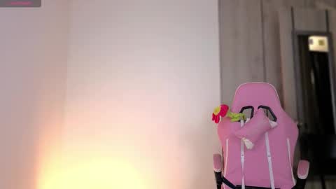 Snapshot of ecchi_sixxx chatting on November 7, 2025, 6:35 am Colette online show from November 7, 2025, 6:35 am