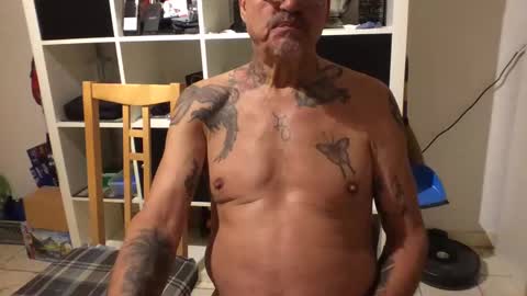 Snapshot of eddelmar chatting on January 23, 2025, 12:57 am eddelmar online show from January 23, 2025, 12:57 am