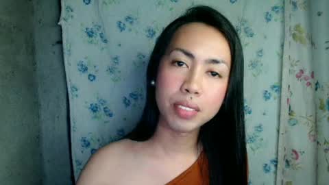 Snapshot of eddfox001 chatting on June 24, 2026, 12:37 pm eddfox001 online show from June 24, 2026, 12:37 pm