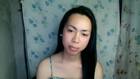 Snapshot of eddfox001 chatting on July 5, 2026, 7:48 am eddfox001 online show from July 5, 2026, 7:48 am