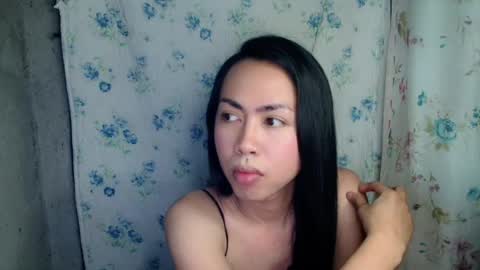 Snapshot of eddfox001 chatting on July 12, 2026, 8:05 am eddfox001 online show from July 12, 2026, 8:05 am