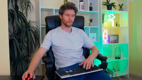 Snapshot of eddie_baker chatting on May 27, 2026, 10:12 am eddie_baker online show from May 27, 2026, 10:12 am